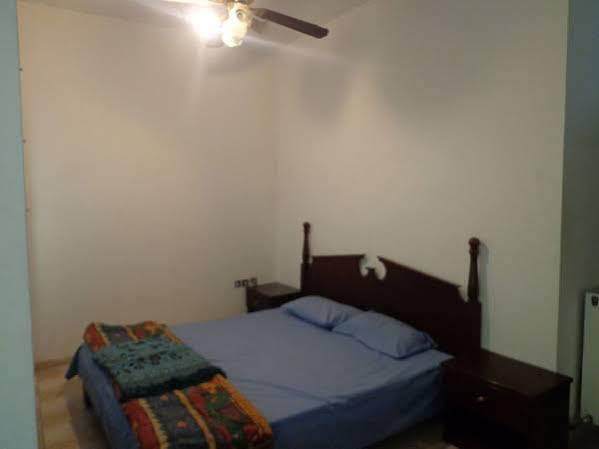 Al Fawanes Hotel Apartments Amman Luaran gambar